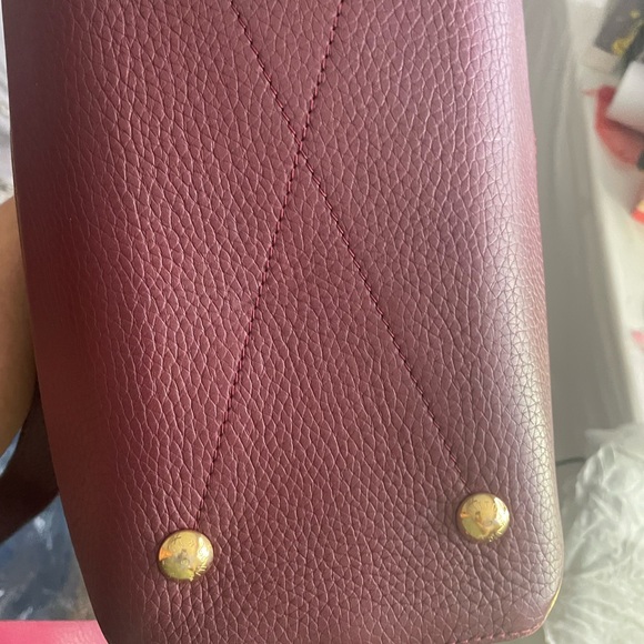 Louis Vuitton Hyde Park Handbag Damier with Leather Crossbody - Picture 11 of 16